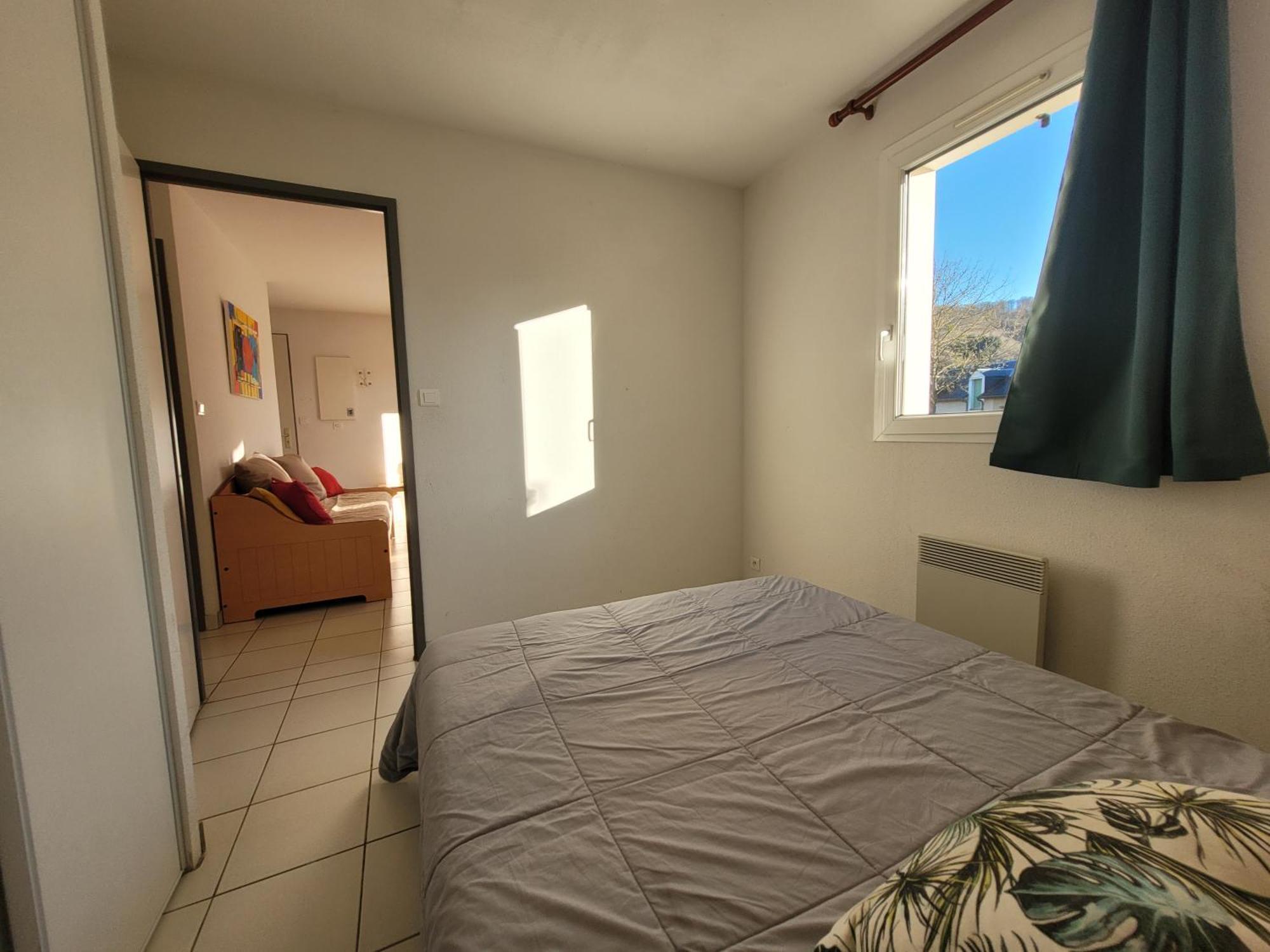 La Maison Bleue, Village Vacances, Piscine, Parking Saint-Geniez-dʼOlt Eksteriør bilde